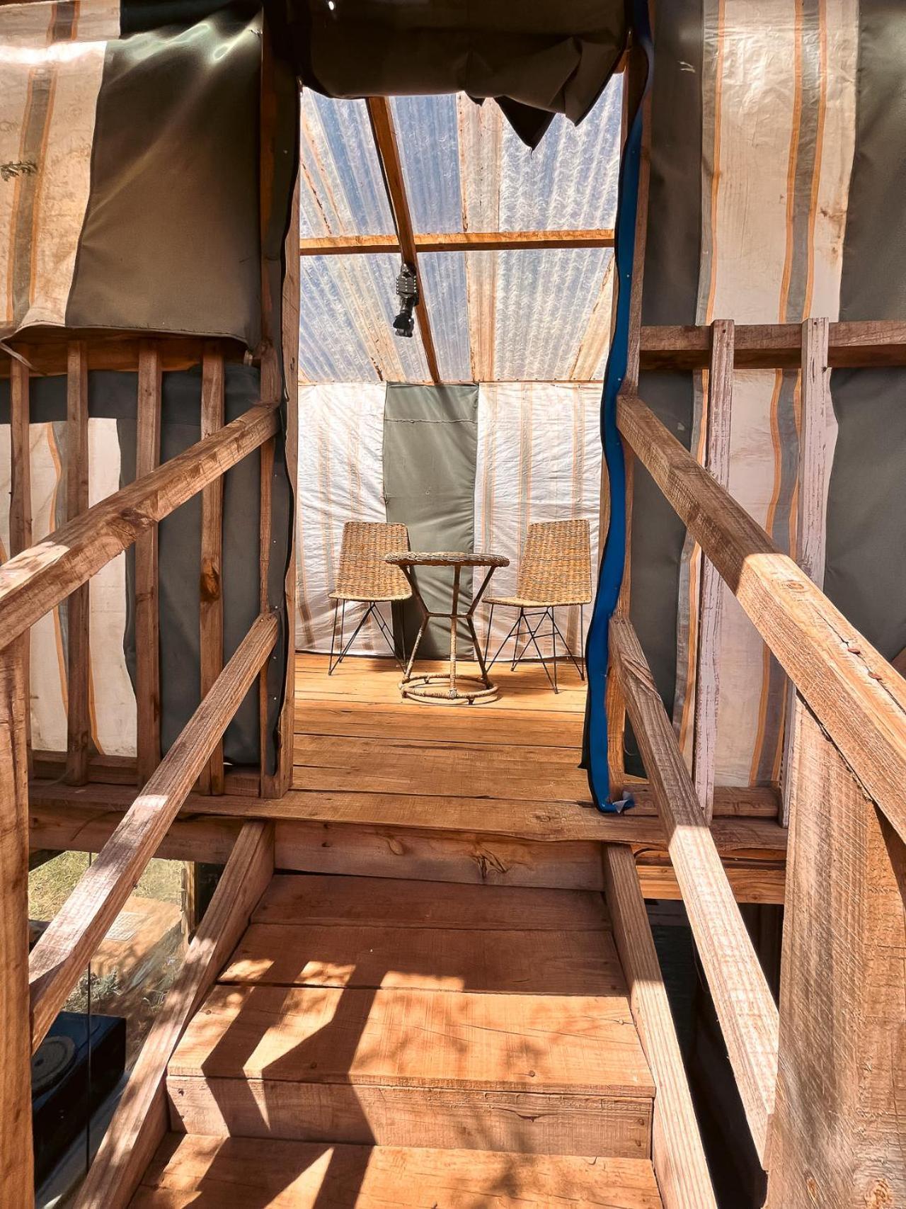 Kilimanjaro View Cabin-Amboseli Oloitokitok Номер фото